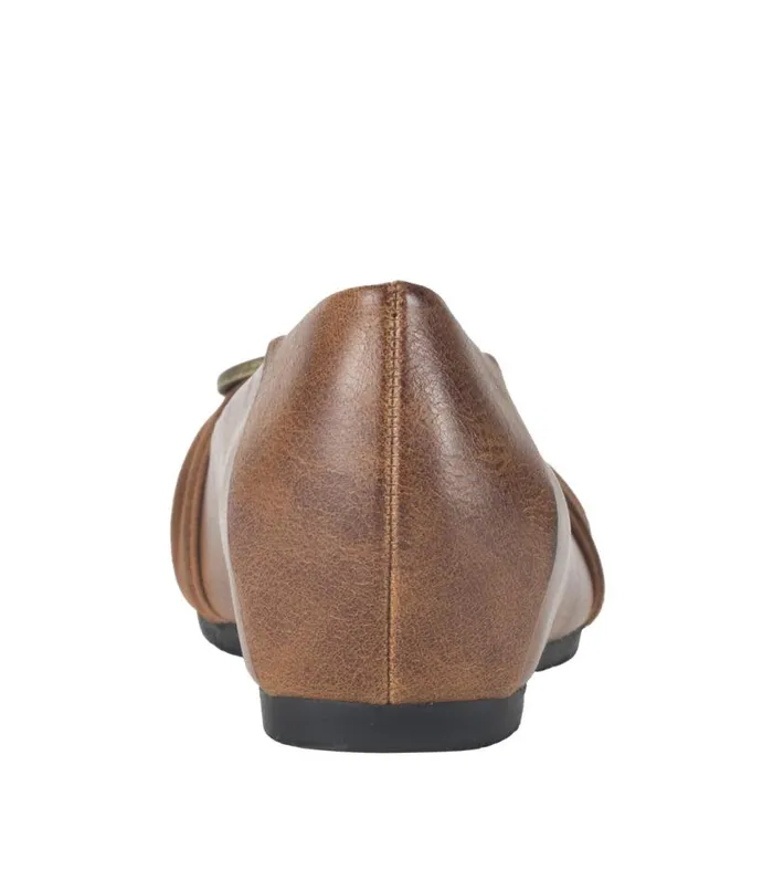 Women Baretraps Flats and Loafers Mabely Flat Brown Women Baretraps Flats and Loafers Mabely Flat Brown